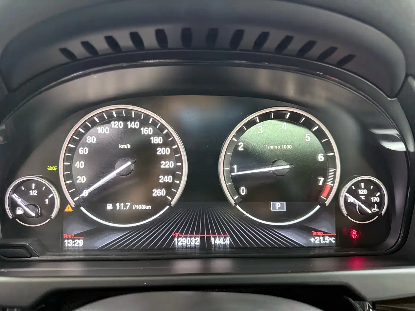 BMW X6 2015 xDrive28i фото 8