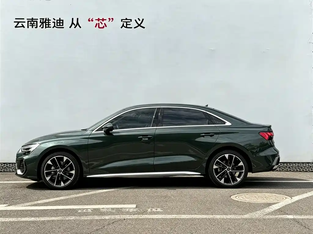 Audi A3 2025 A3L Limousine 35TFSI Flying Premium фото 2