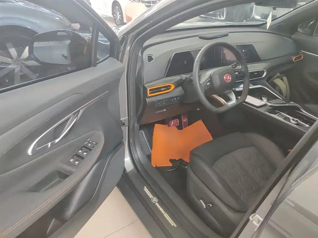 CHANGAN UNI-T