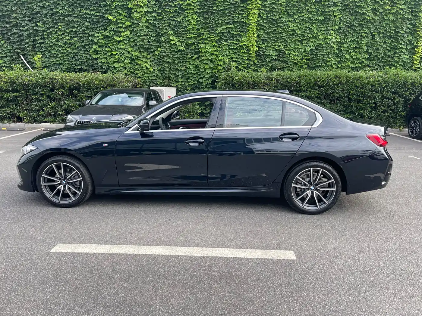 BMW 3 Series 2026 2025 325Li M Sport Package