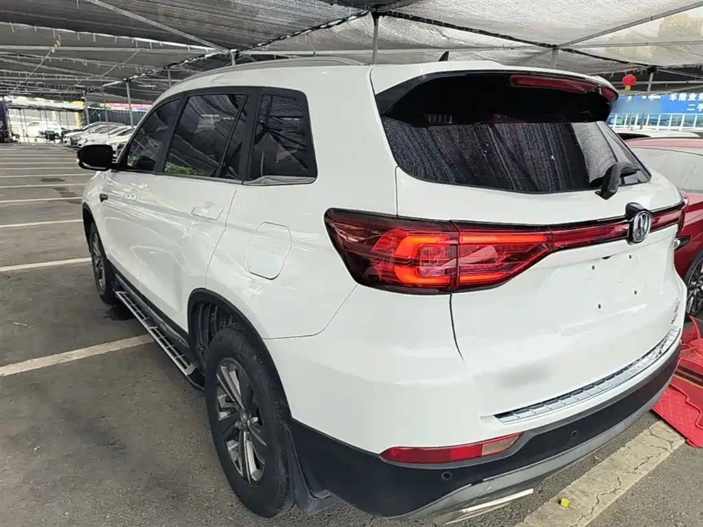 CHANGAN CS75