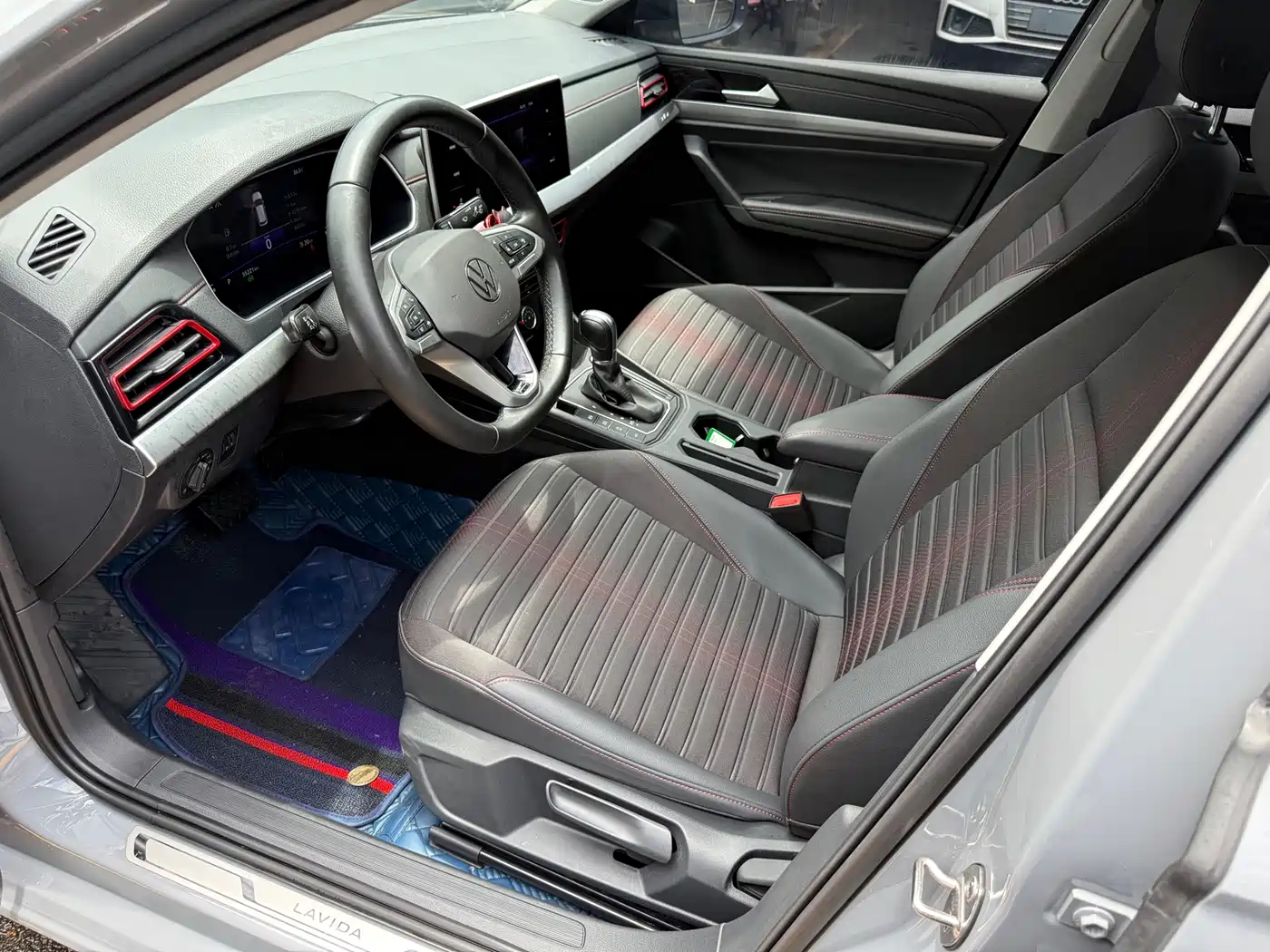 Volkswagen Lavida 2023 280TSI DSG Starlight Comfort Edition фото 7