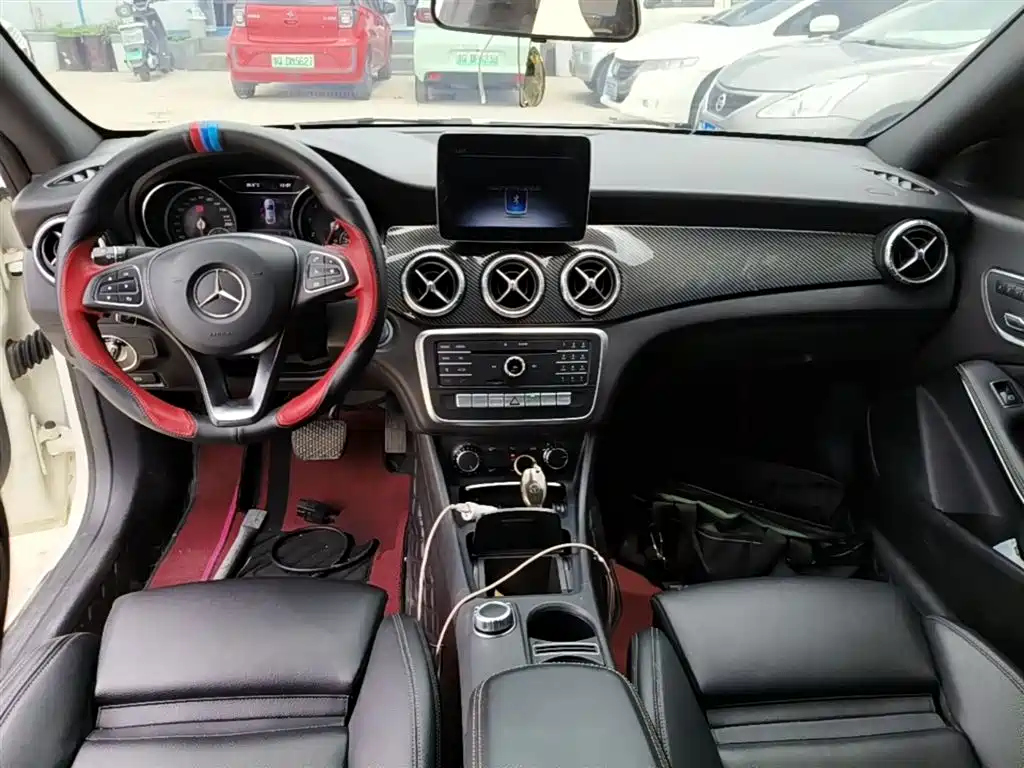 Mercedes-Benz CLA (Import) 2017 Facelift CLA 200 Style фото 10