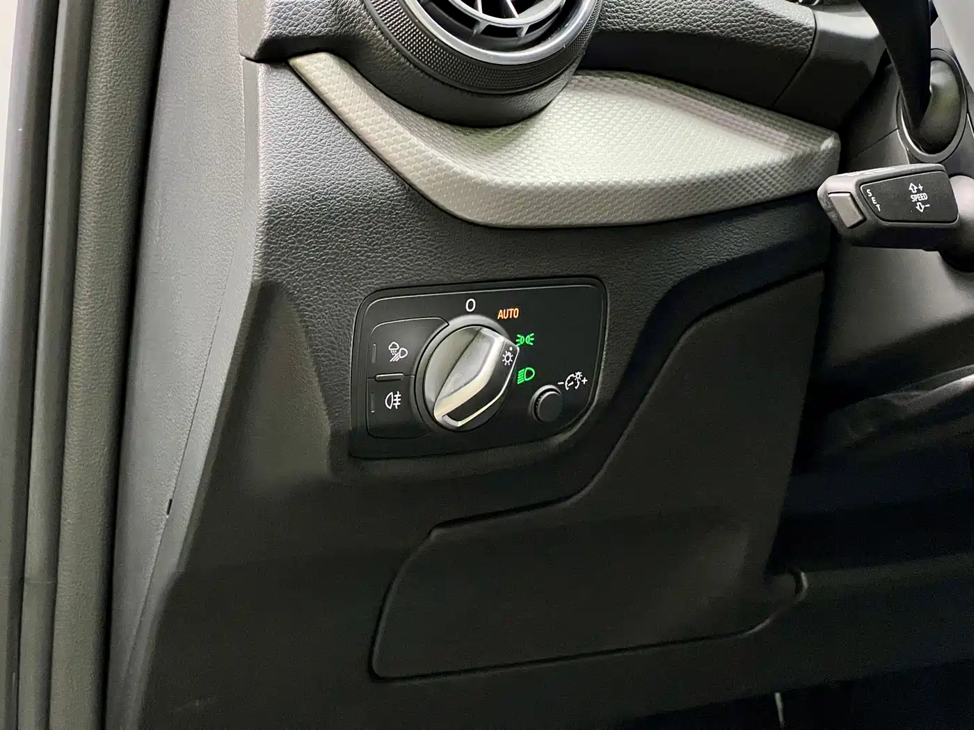 Audi Q2L 2021 Model 35 TFSI Fashion Dynamic фото 18