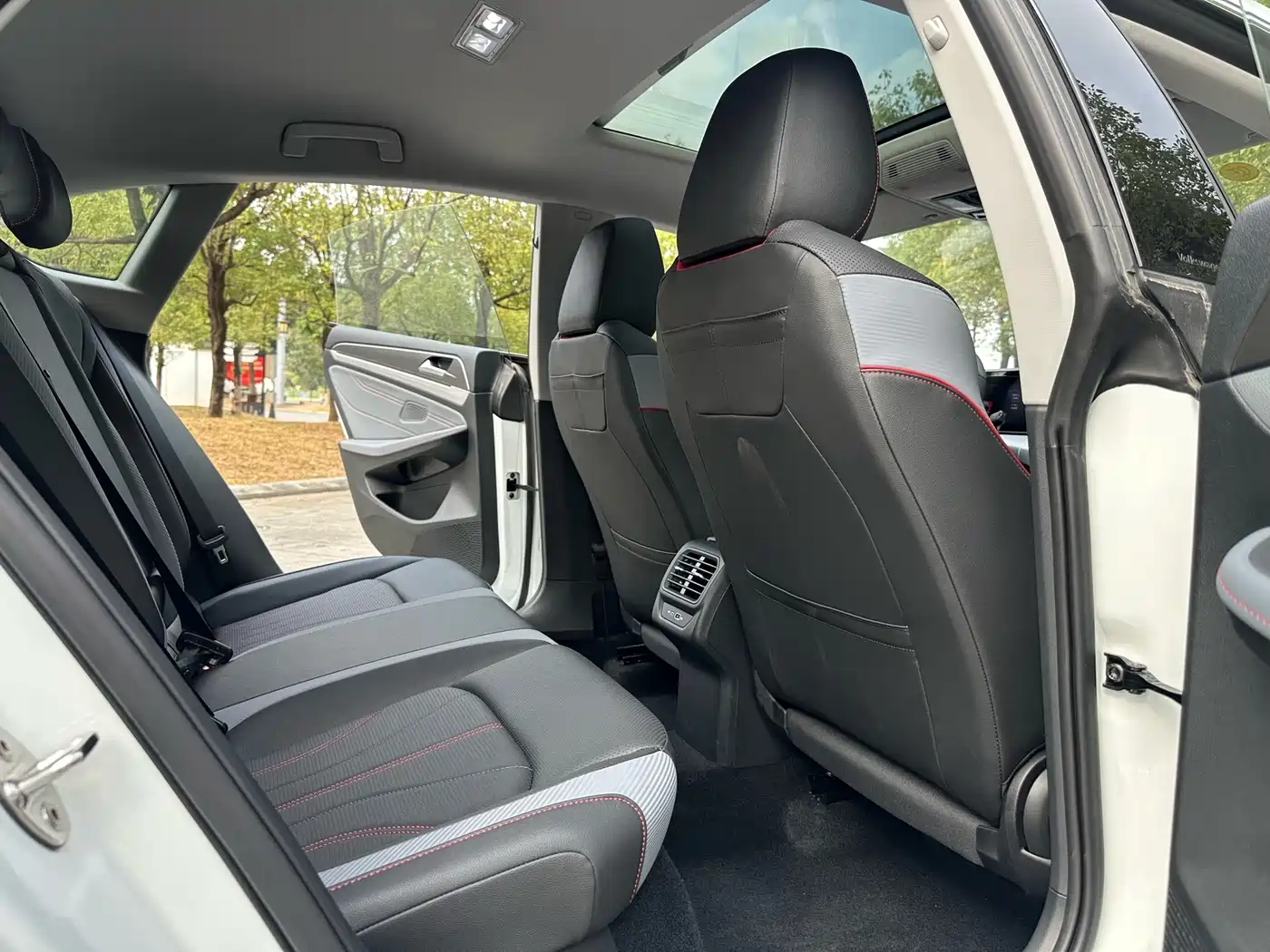 Volkswagen Lamando 2025 Lamando L 280TSI DSG Cool Edition фото 9