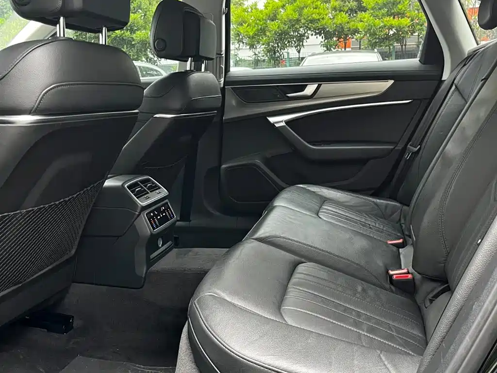 Audi A6L 2020 45 TFSI Premium Elegance фото 8