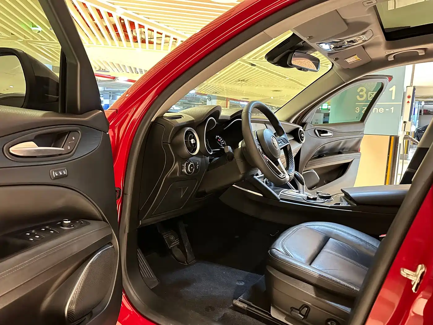 Alfa Romeo Stelvio 2017 2017 2.0T 200HP Elite