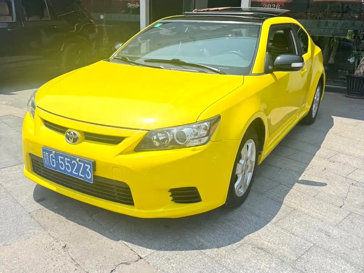 Toyota Zelos 2011 2.5L Luxury Edition фото 2