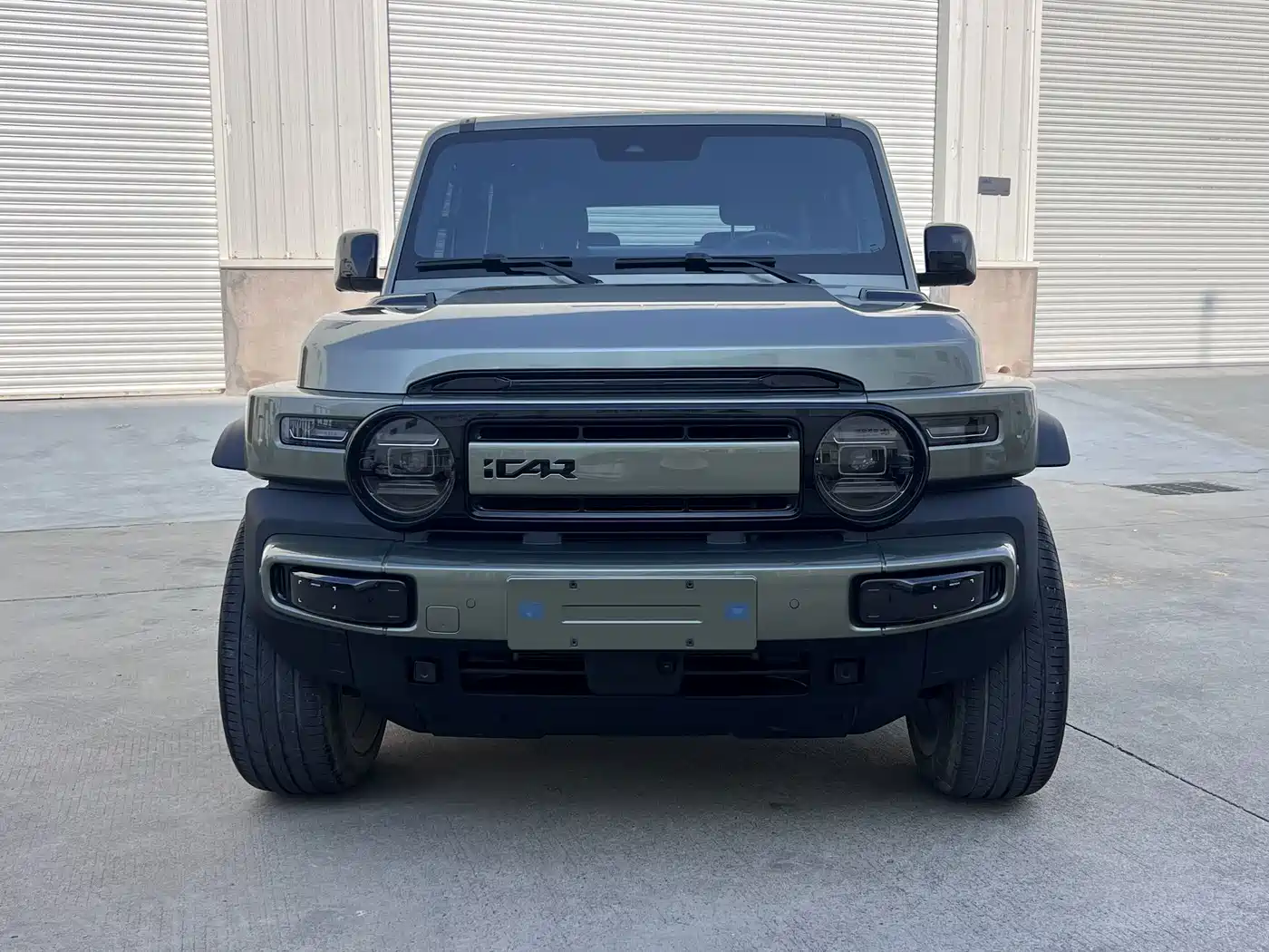 Фото 2 - iCAR V23