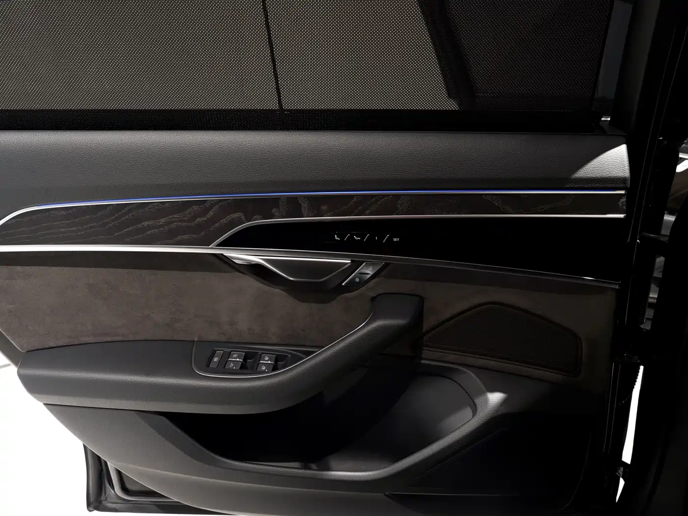 Audi A8 2021 A8L 50 TFSI quattro Comfort фото 15