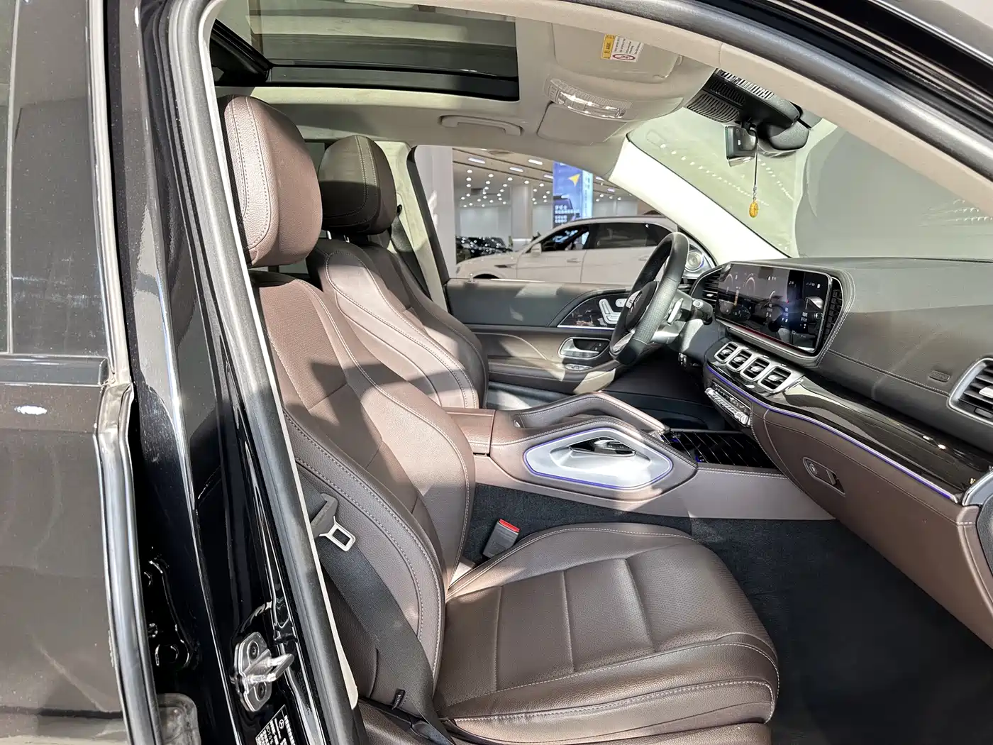 Mercedes-Benz GLS 2022 Second Facelift GLS 450 4MATIC Fashion фото 17
