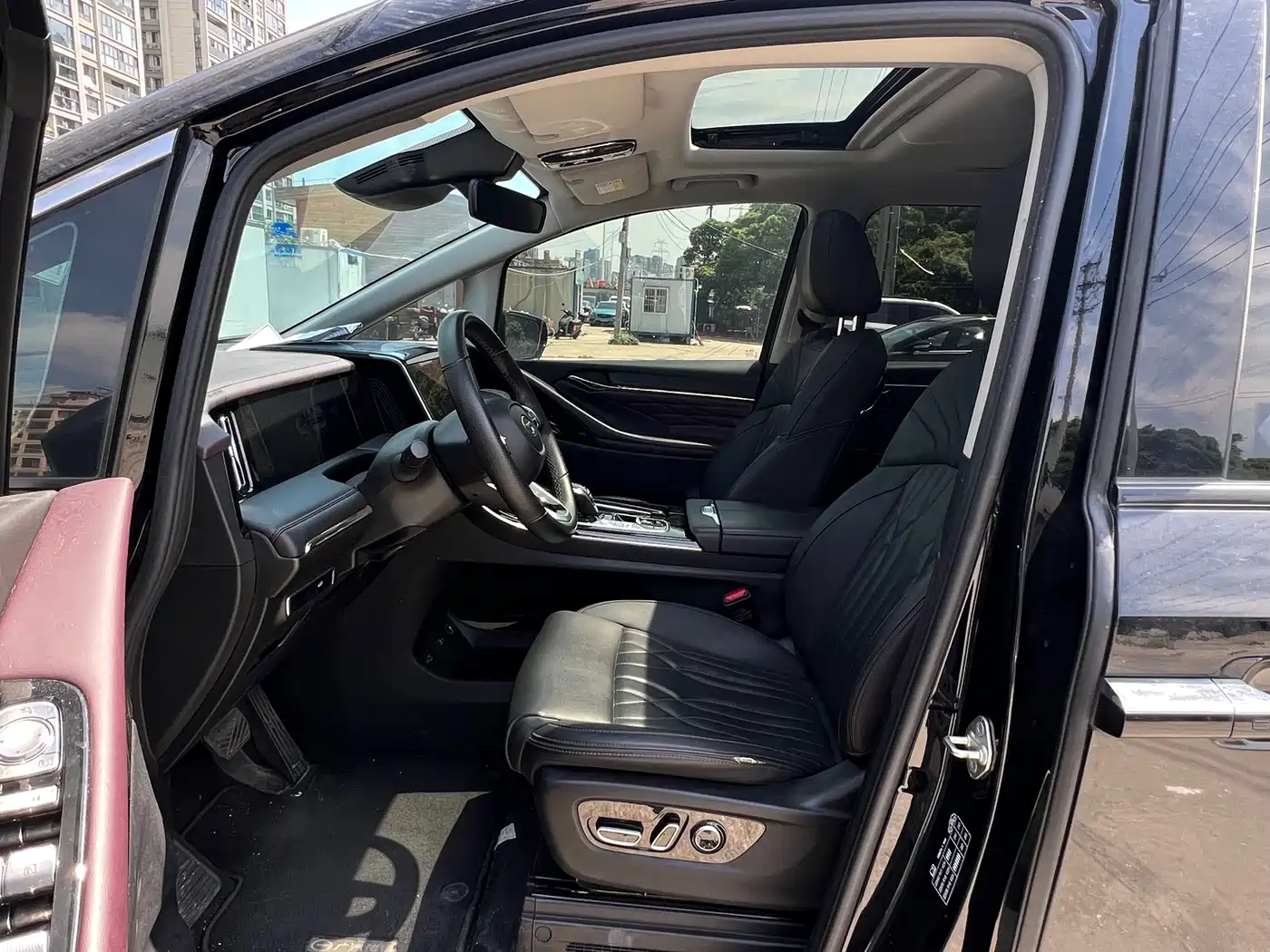 GAC Trumpchi Trumpchi M8 2024 Patriarch Series 400T Ultimate Edition фото 9