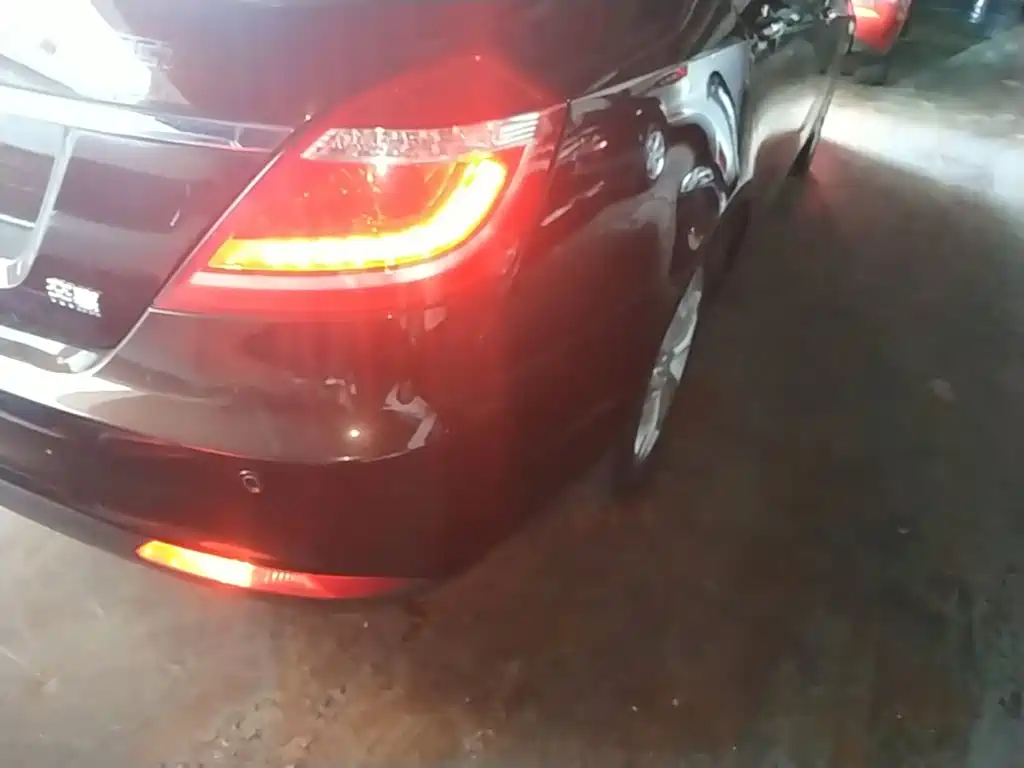 Geely Emgrand 2015 2015 Sedan 1.5L Manual Upward Edition