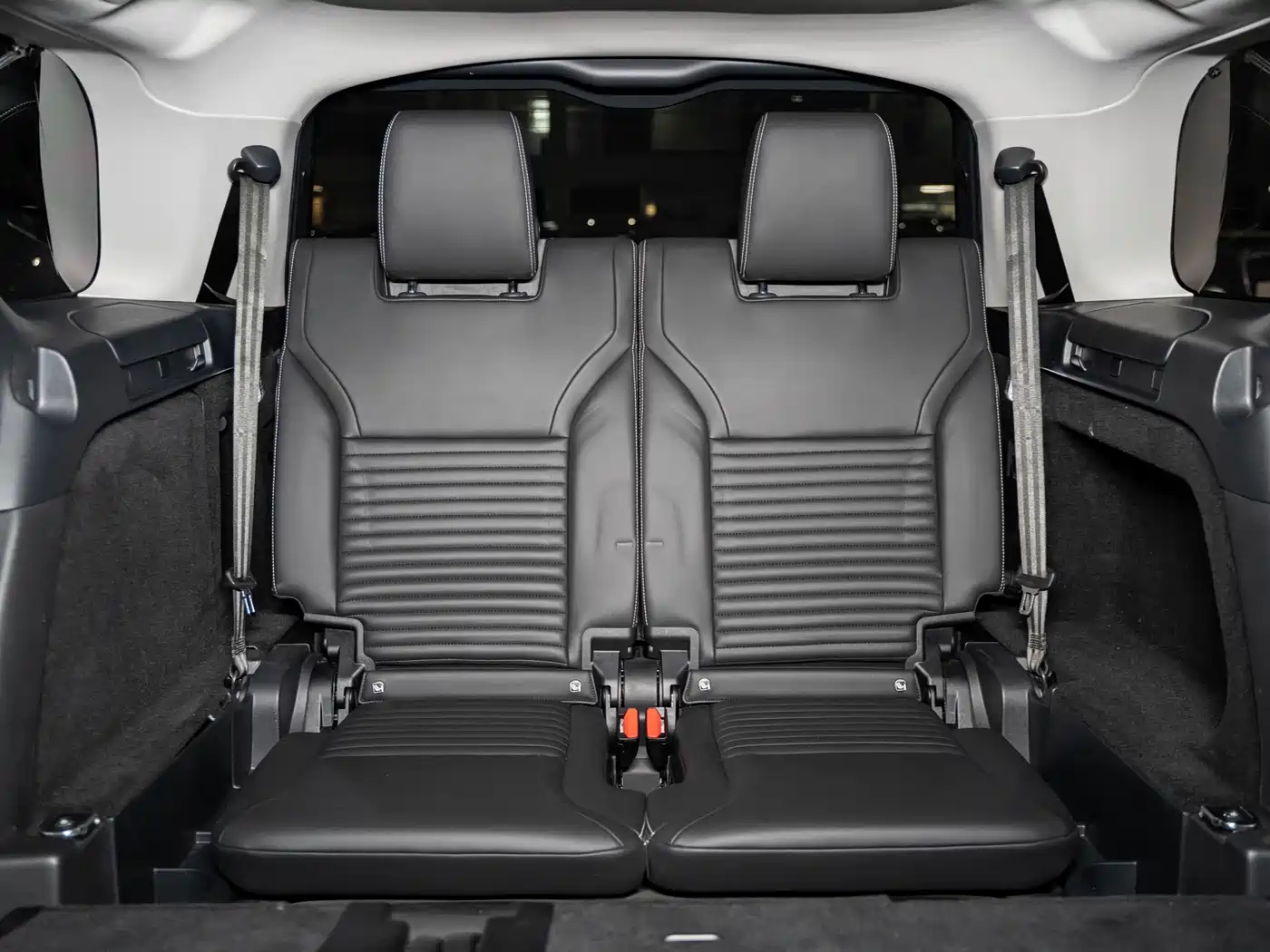 Land Rover Discovery 2024 Model 360PS S фото 22