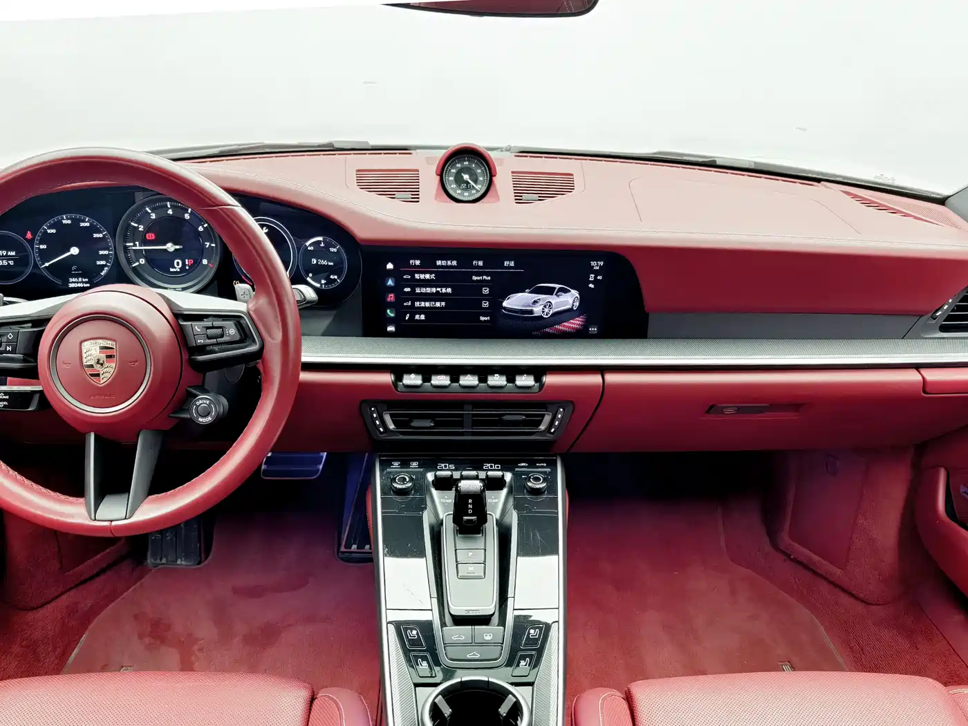 PORSCHE 911