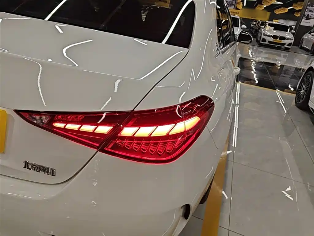 Mercedes-Benz C-Class 2025 Facelift C 260 L Sport Edition фото 8