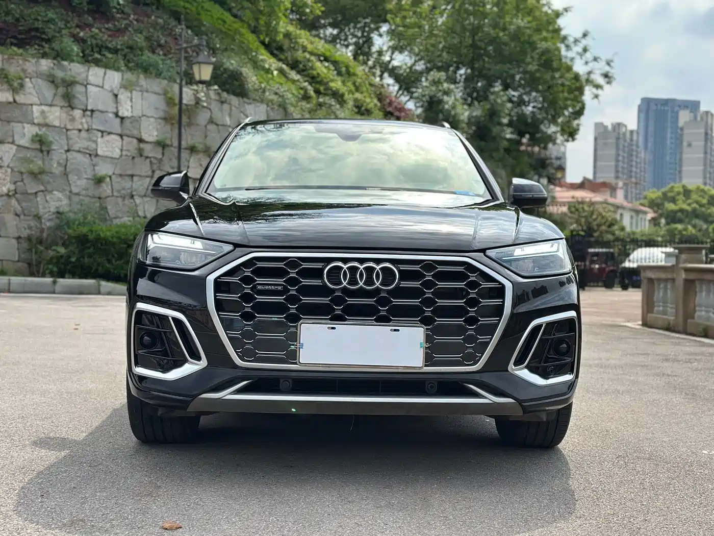 Audi Q5L 2022 Facelift 40T Luxury Elegance фото 2