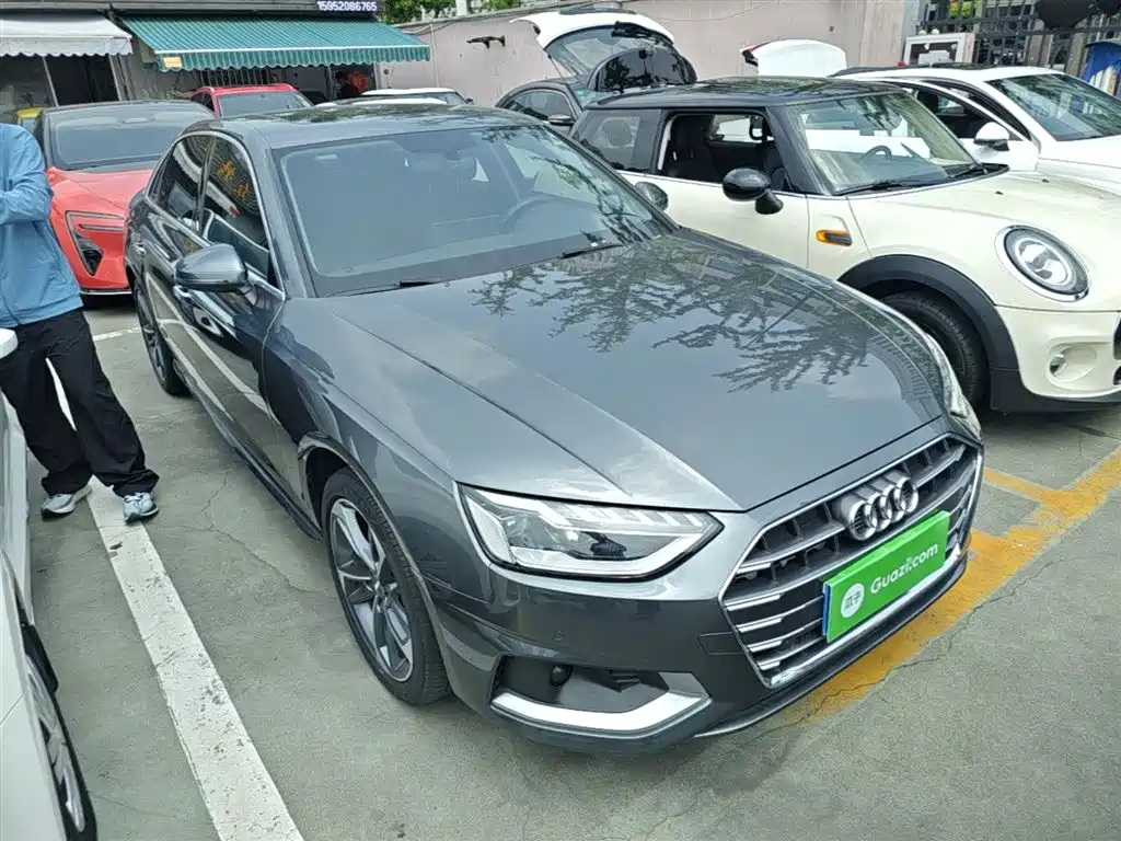 AUDI A4L