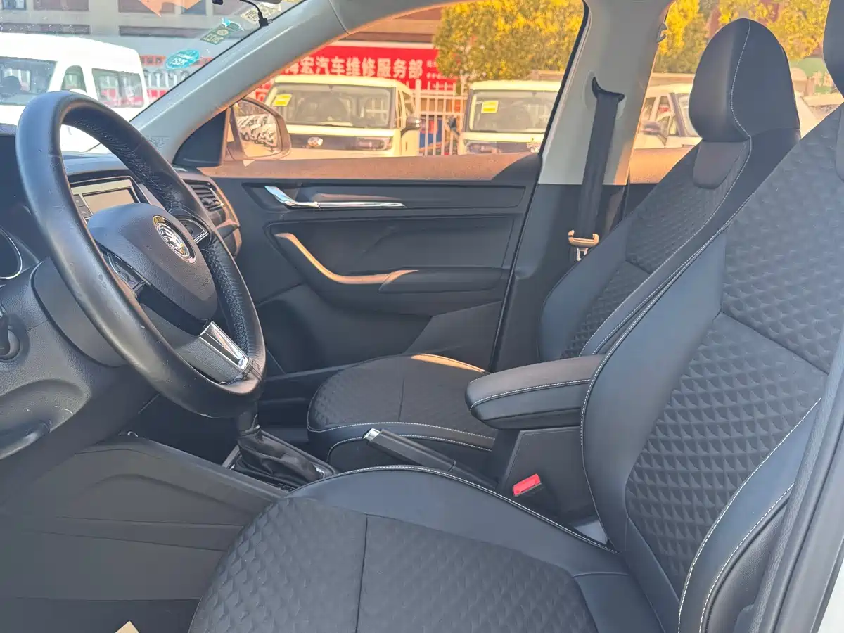 Škoda Kamiq 2018 1.5L Automatic Comfort Version China V фото 10