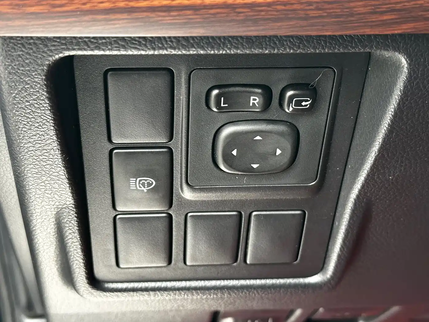 Toyota Prado 2016 2.7L Auto Luxury Edition фото 5