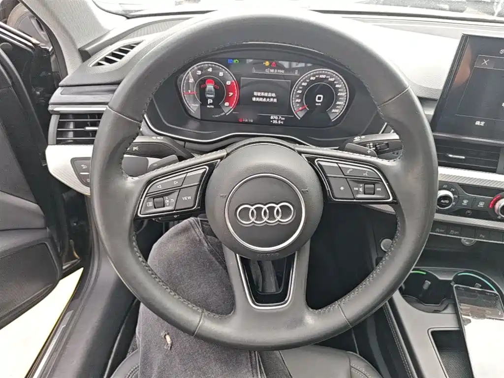 AUDI A4L