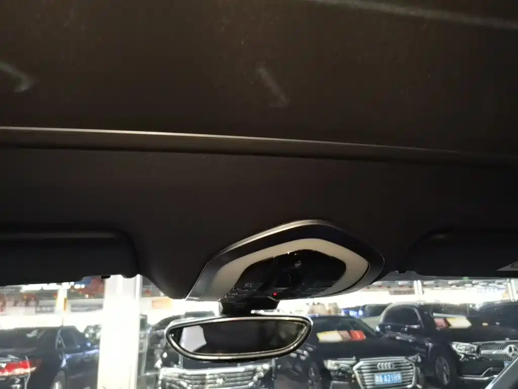 Porsche Macan 2014 Macan 2.0T фото 18
