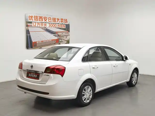 Buick Excelle 2015 1.5L Automatic Classic — фото 2