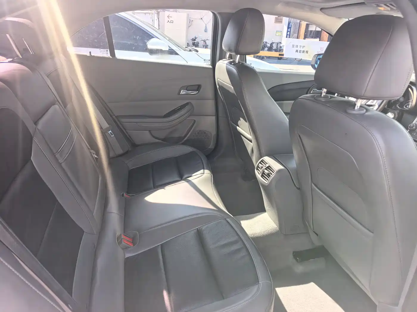 Chevrolet Malibu 2013 2.0L Automatic Luxury Edition фото 21