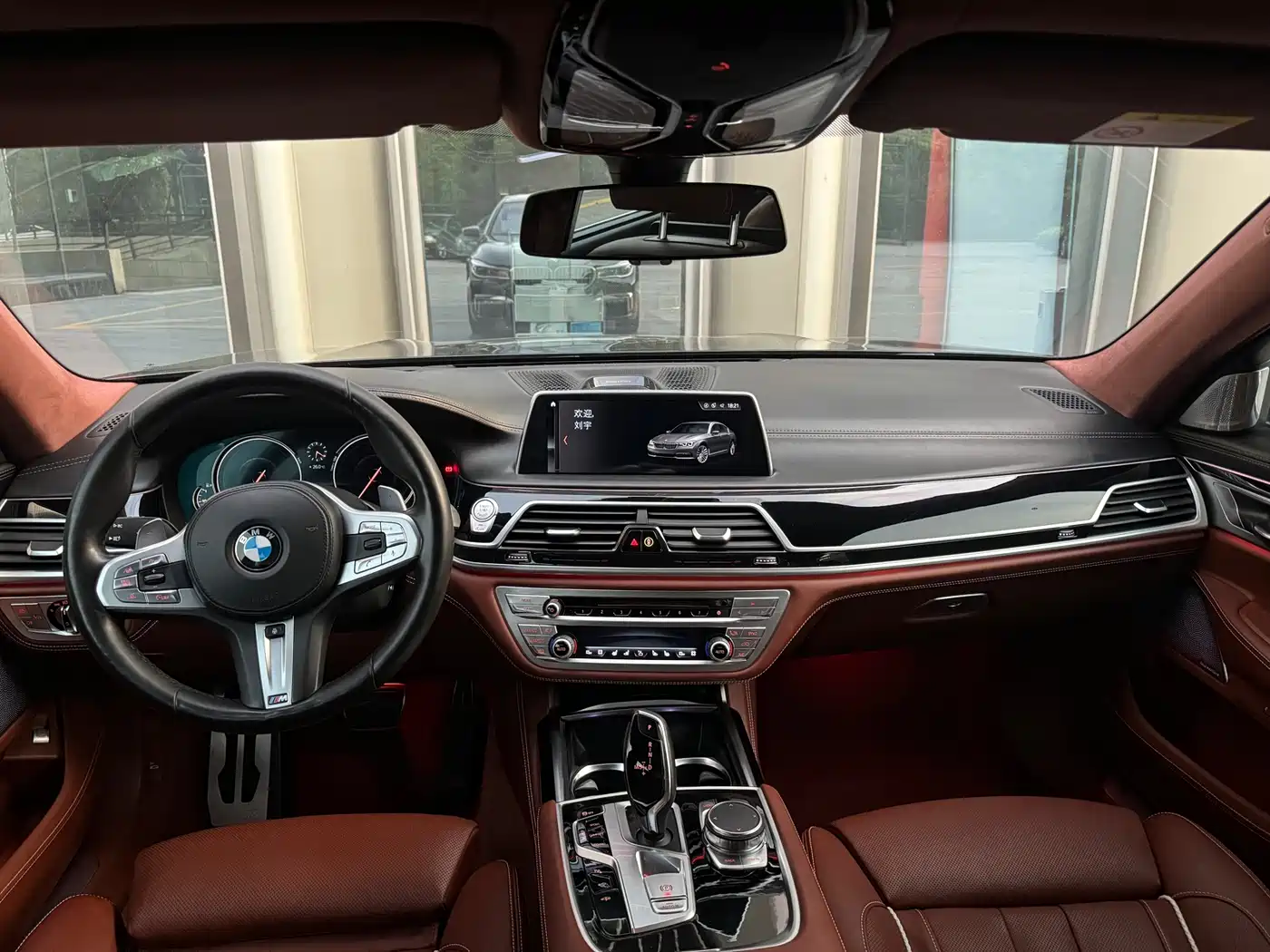 BMW 7 Series 2018 750Li xDrive M Sport Package фото 14