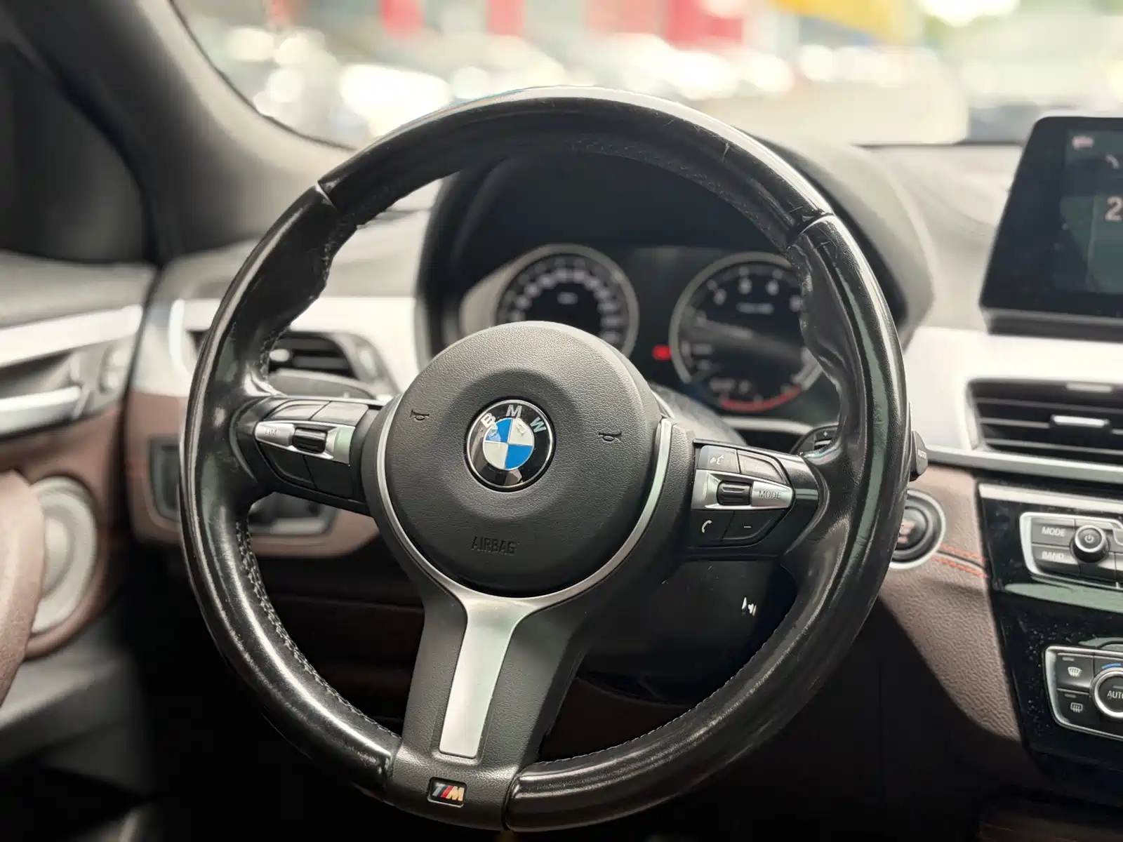 Photo 10 - BMW X2