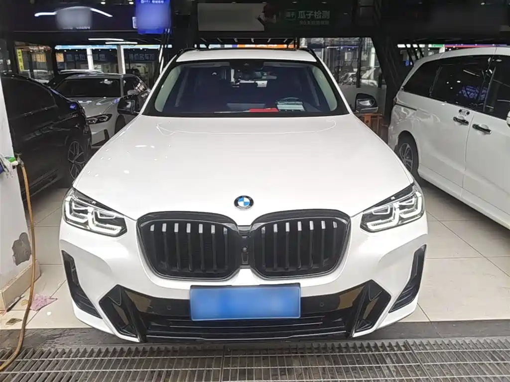 BMW X3 2023 Facelift xDrive30i Leading M Night Package фото 3