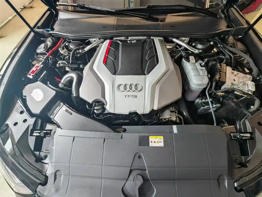 Audi A6L 2024 45 TFSI quattro Exclusive Dynamic фото 10