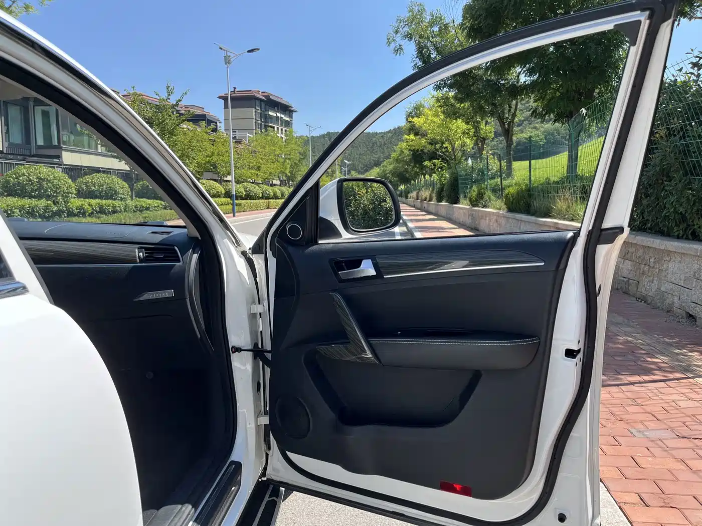Zotye T600 2015 2015 1.5T Manual Premium