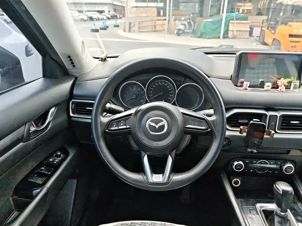 Фото 3 - Mazda CX-5