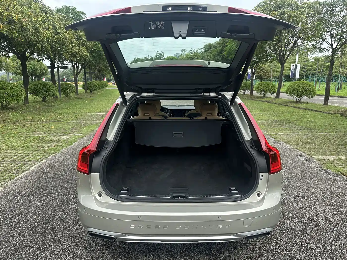 Volvo V90 2019 Cross Country T5 AWD Intelligent Premium China VI фото 18
