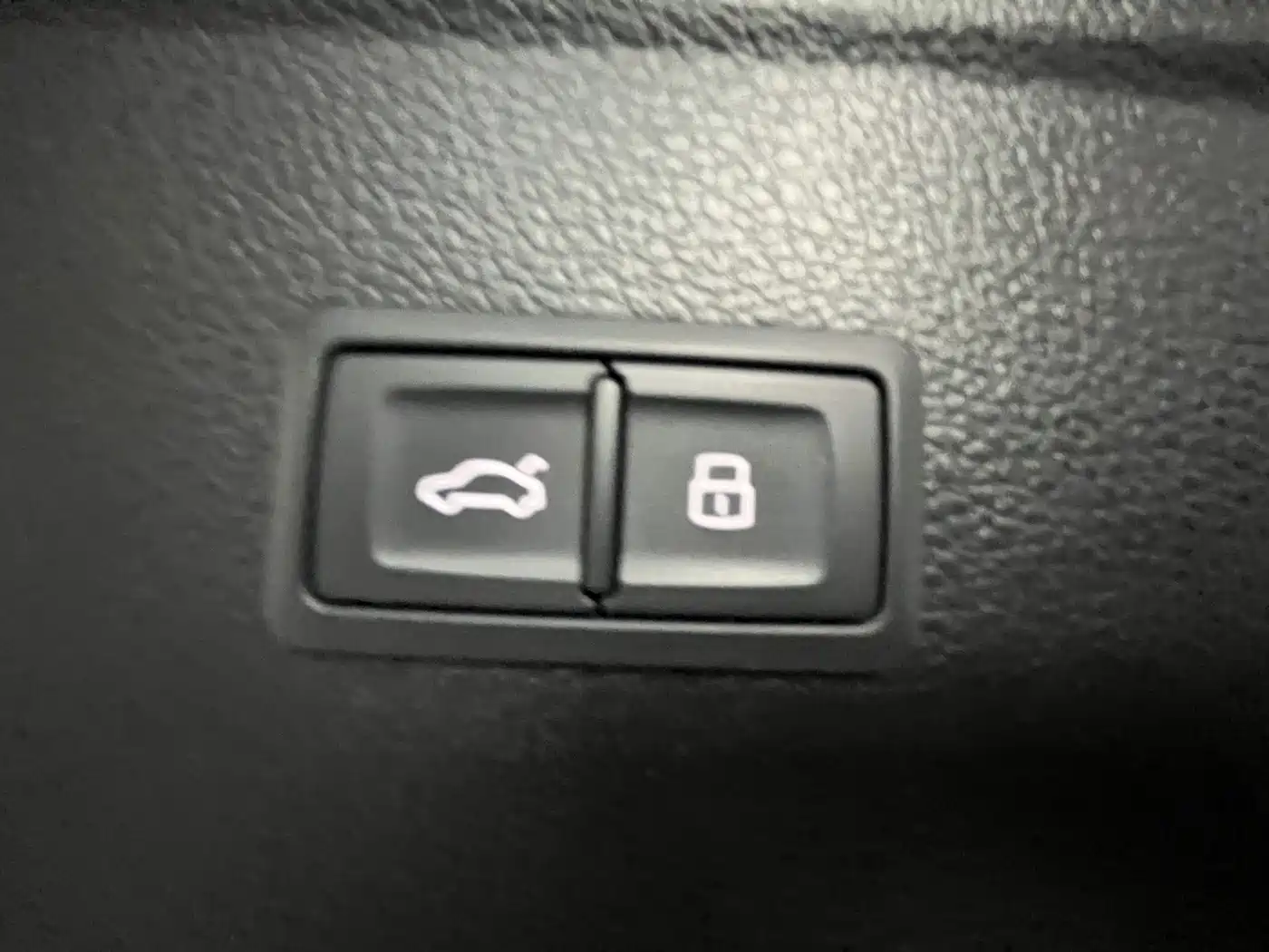 Audi Q5L 2024 Model 40 TFSI Luxury Dynamic фото 19