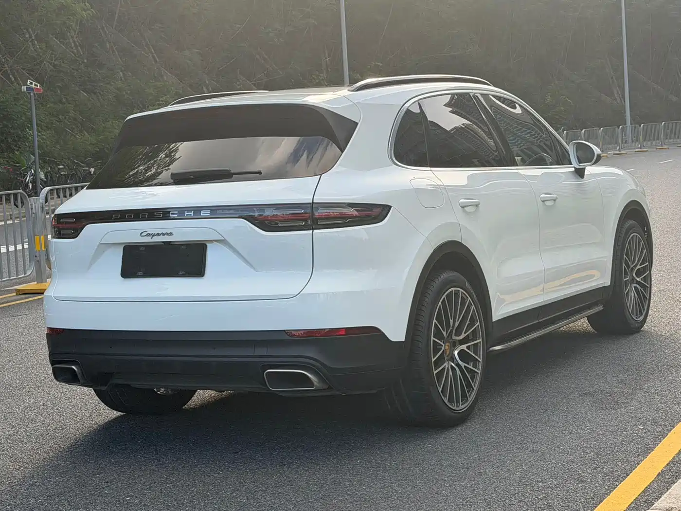 Porsche Cayenne 2019 Cayenne 3.0T фото 4