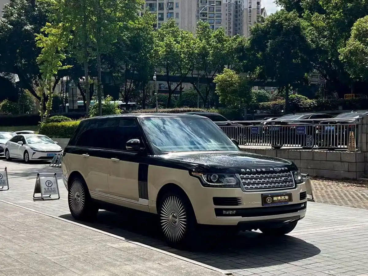 Фото 4 - Land Rover Range Rover