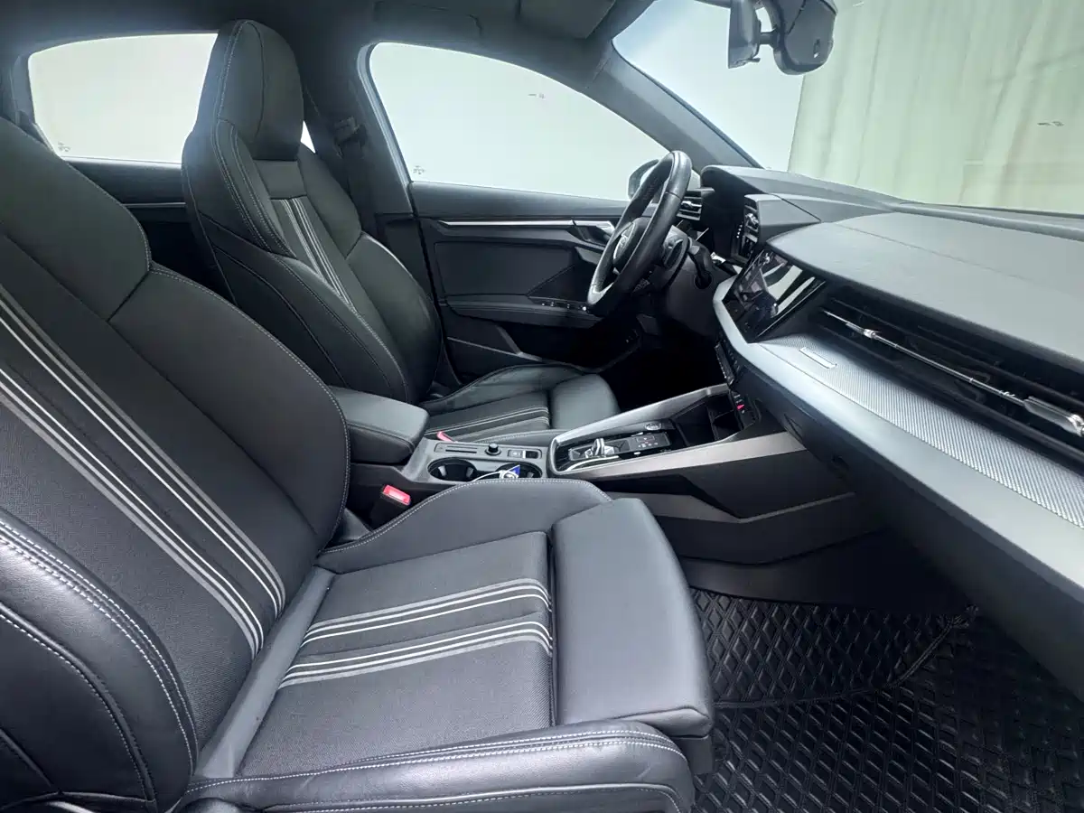 Audi A3 2023 A3L Limousine 35 TFSI Fashion Sport фото 11