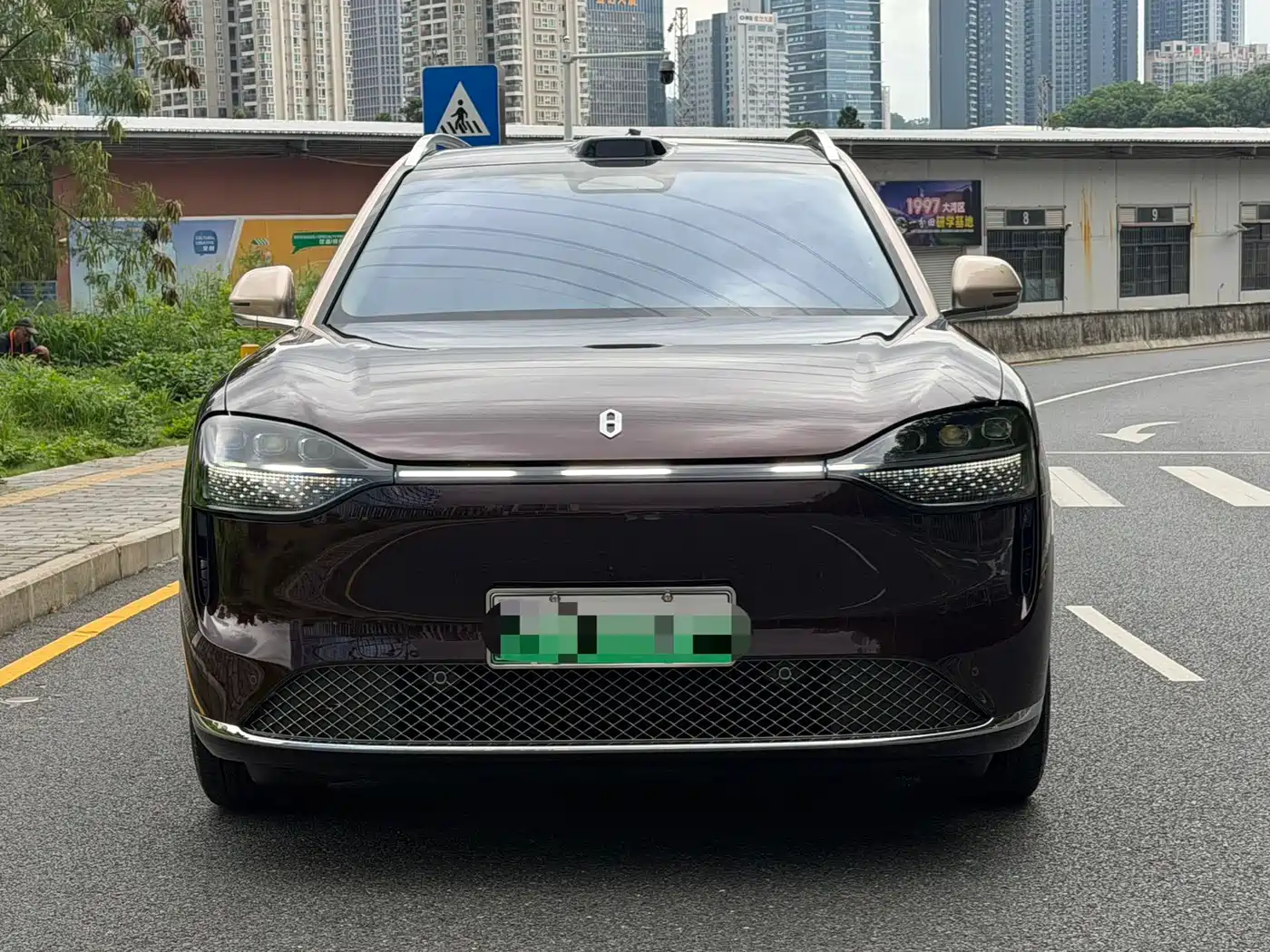 AITO Wenjie AITO M9 2025 Pure Electric Ultra 100kWh 6-Seater фото 2