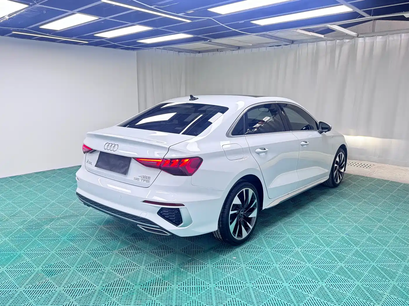 Audi A3 2023 A3L Limousine 35 TFSI Fashion Sport фото 6