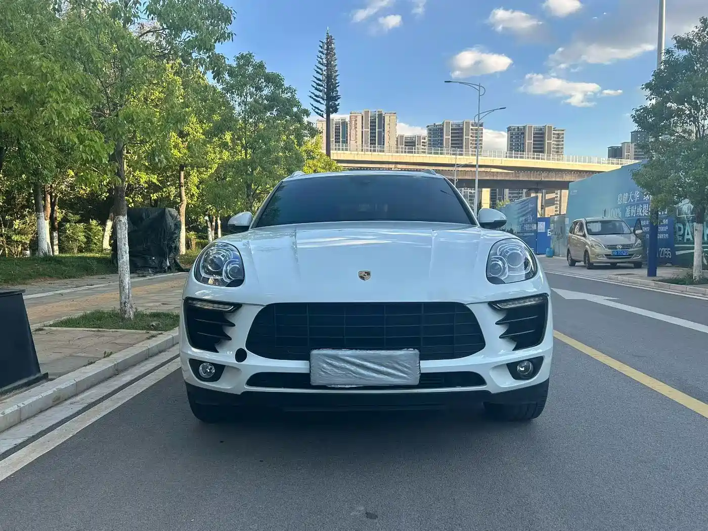 Porsche Macan 2017 Macan 2.0T фото 2