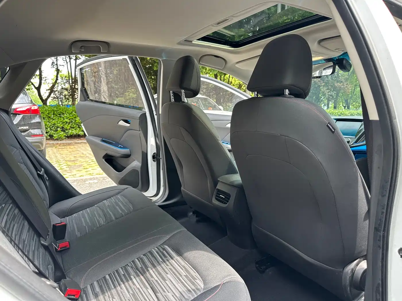 Chevrolet Monza 2019 Redline 320T DCT Joy Edition China VI фото 8