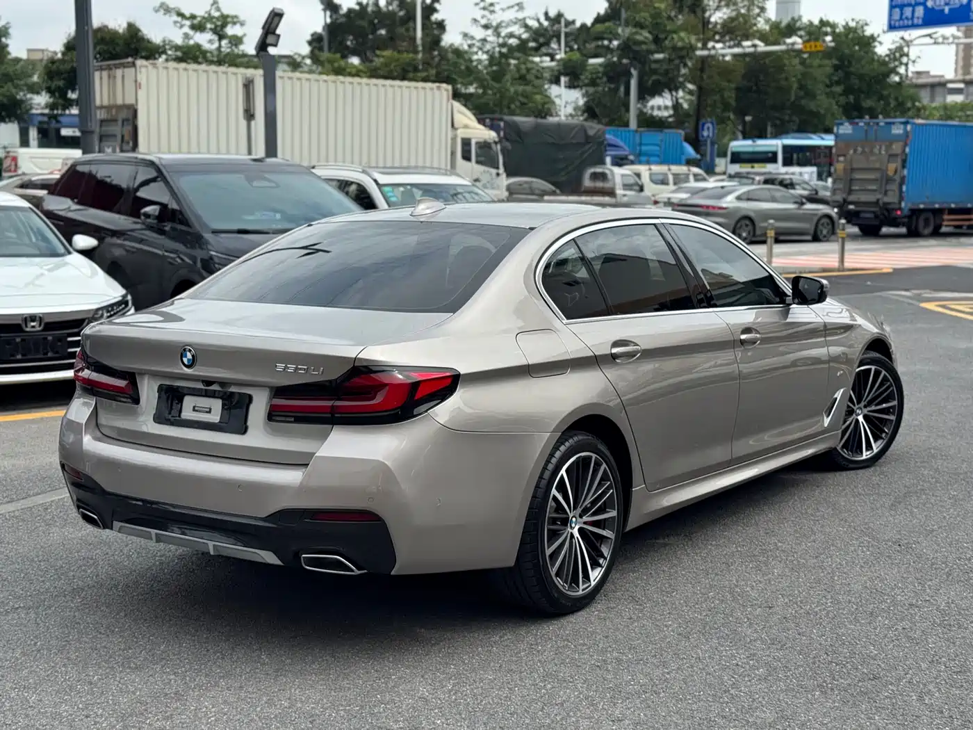 BMW 5-SERIES