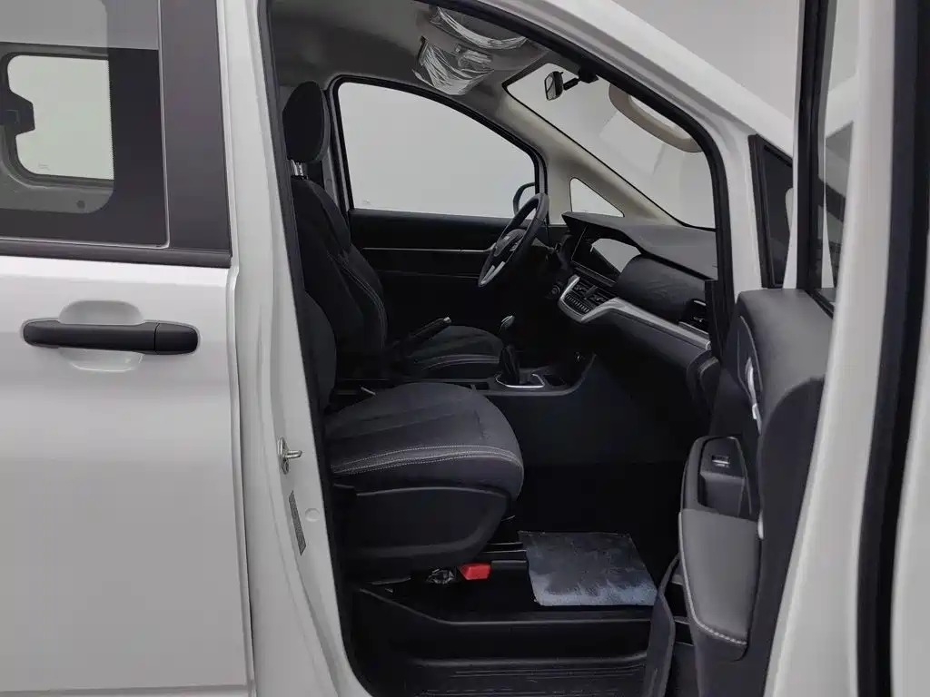 BAW (Beijing Automobile Works) Ruisheng Ace M7 2026 2025 1.6L Manual Long Wheelbase Comfort 5-Seater