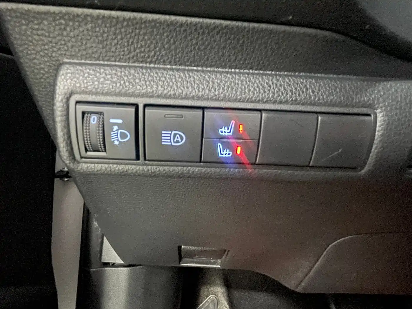 Toyota Corolla 2023 1.5L Pioneer Edition фото 14