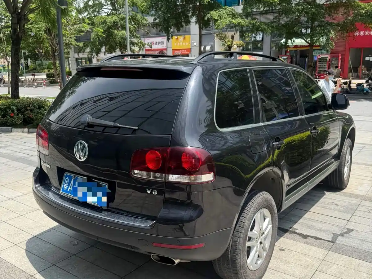 Volkswagen Touareg 2007 3.6L Luxury фото 6