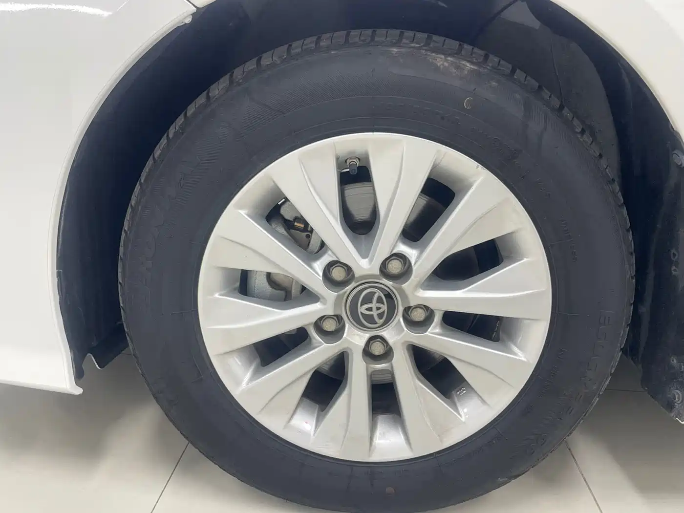 Toyota Corolla 2023 1.5L Pioneer Edition фото 18