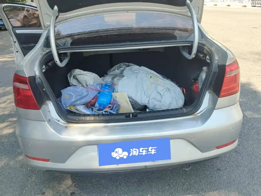 Volkswagen Bora 2013 2013 1.6L Automatic Comfort Model