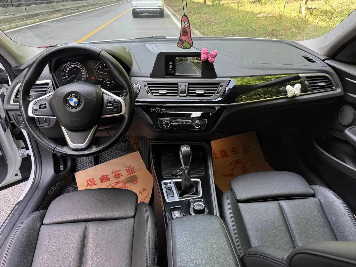 BMW 1 Series 2018 118i Sport Edition фото 6